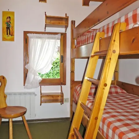 Locazione Turistica Gran Baita Marisa - Cnr300 木屋 Trarego